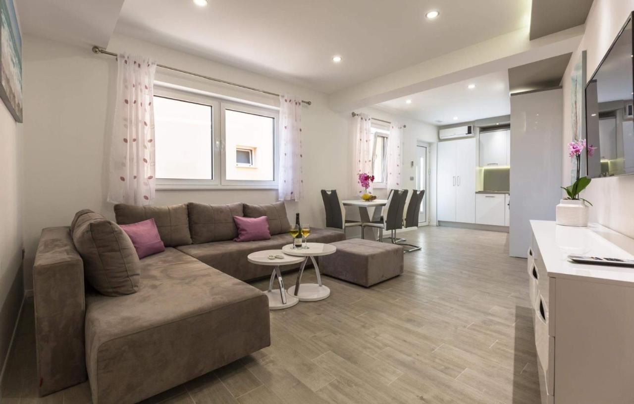 Apartman dva Makarska Bagian luar foto
